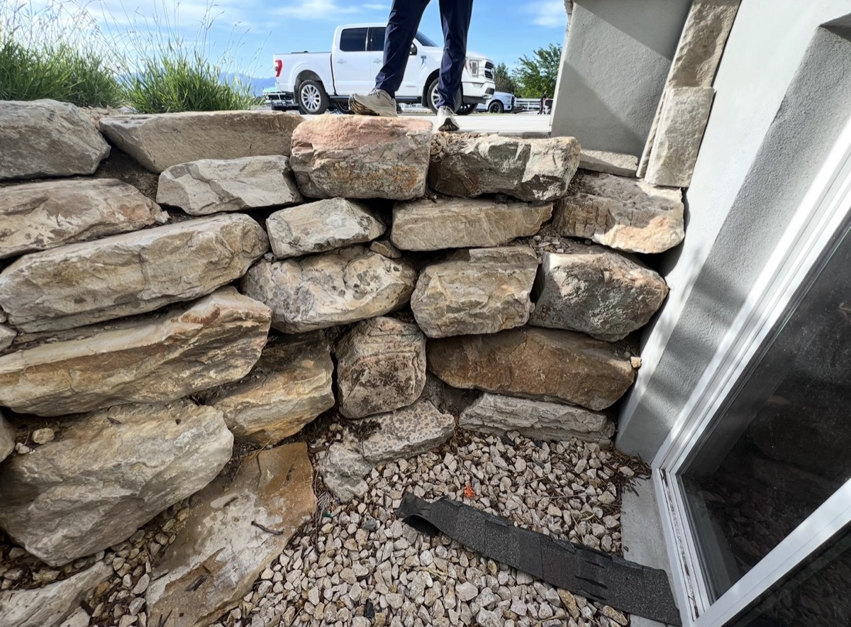 Close-up of boulder retaining wall corner craftsmanship